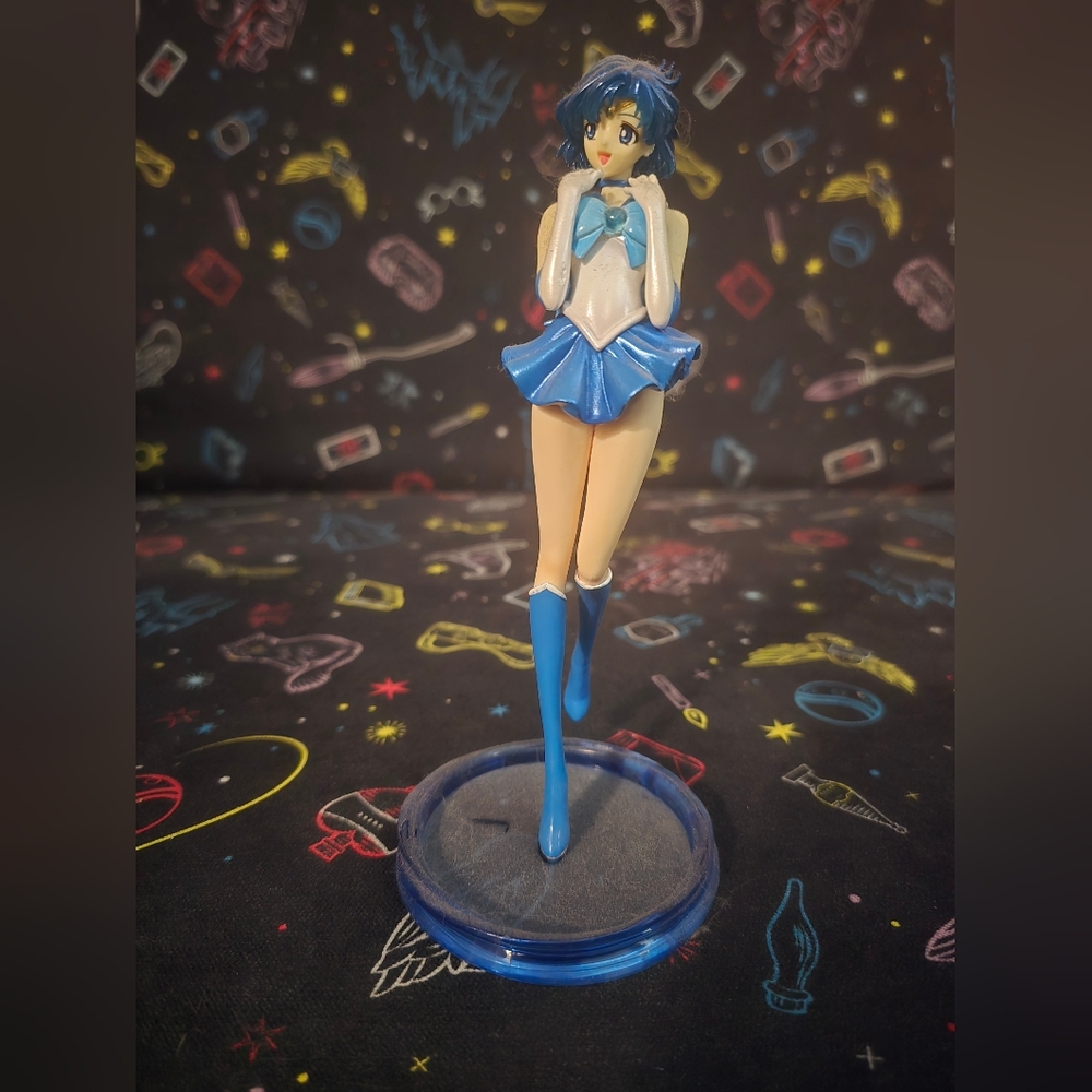 Sailor murcery figure